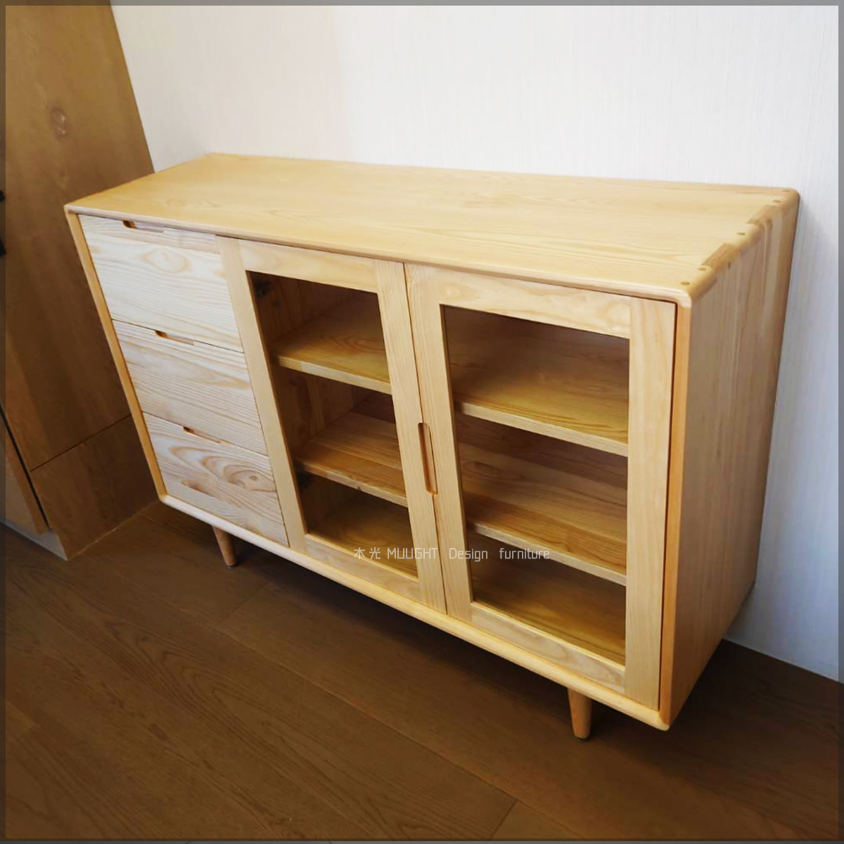 北歐梣木抽屜玻璃邊櫃(可訂製)