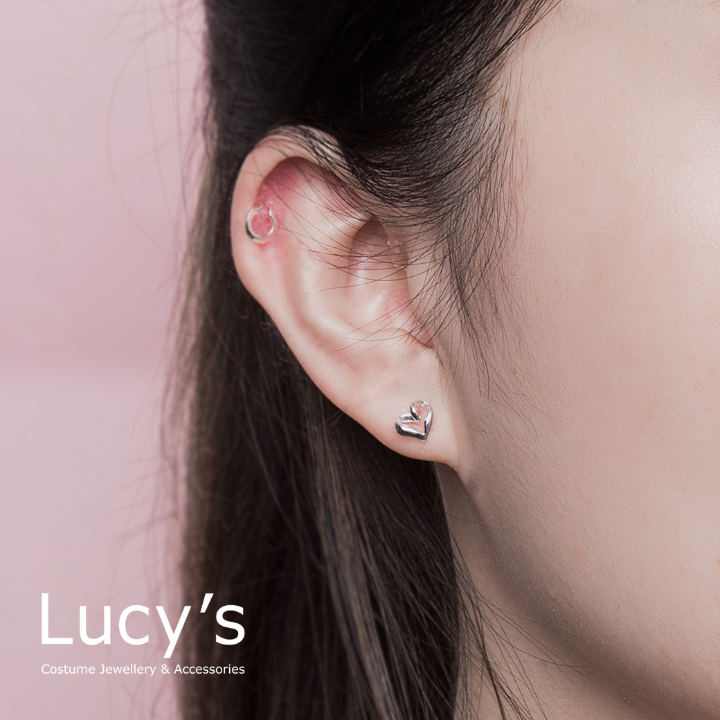 925純銀〔輕銀系列〕緞帶CC 耳環 (95903)