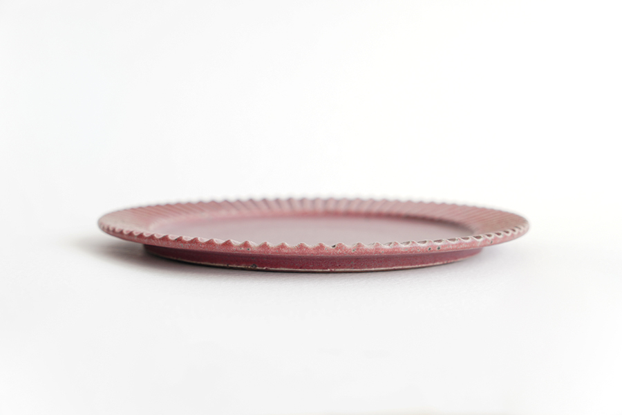 宋艸窯- 鎬平皿(中) 霧紅