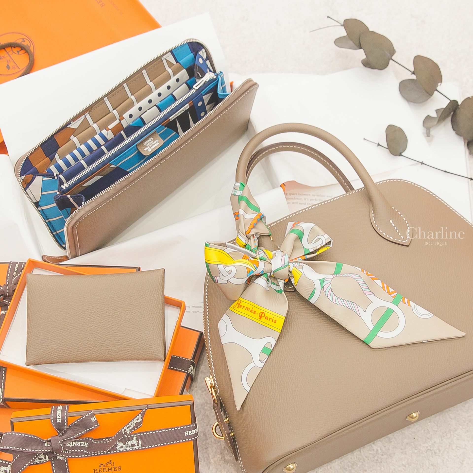 Hermès Silk'in Wallet 大象灰絲巾長夾,Hermès Bolide 25cm Epsom 大象灰金釦,Hermès Card Holder 大象灰卡片夾-Charline Boutique 精品代購