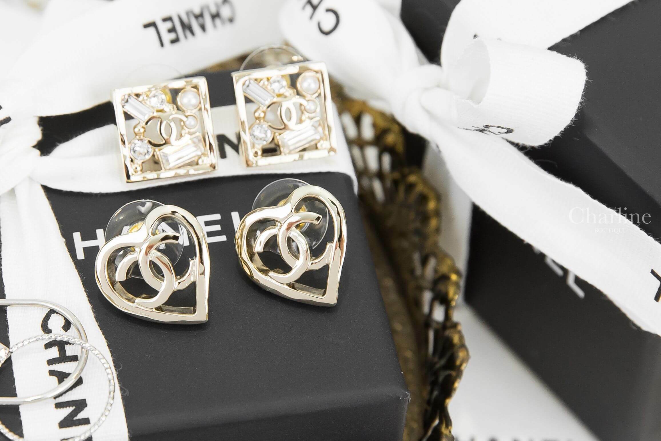 Chanel Earrings 金色簍空CC愛心耳環-Charline Boutique 精品代購
