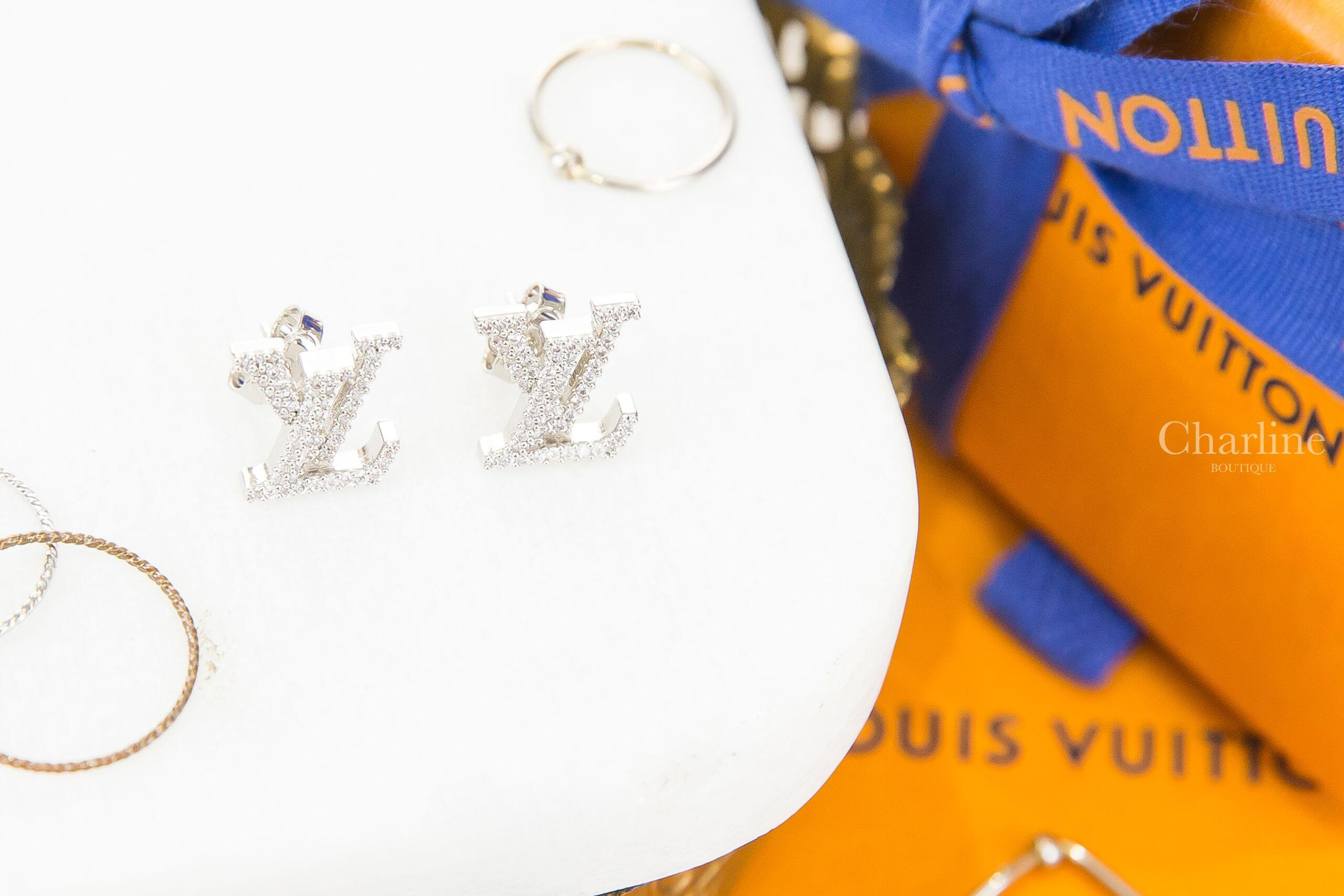 Louis Vuitton LV Iconic Earrings 銀色水鑽字母耳環