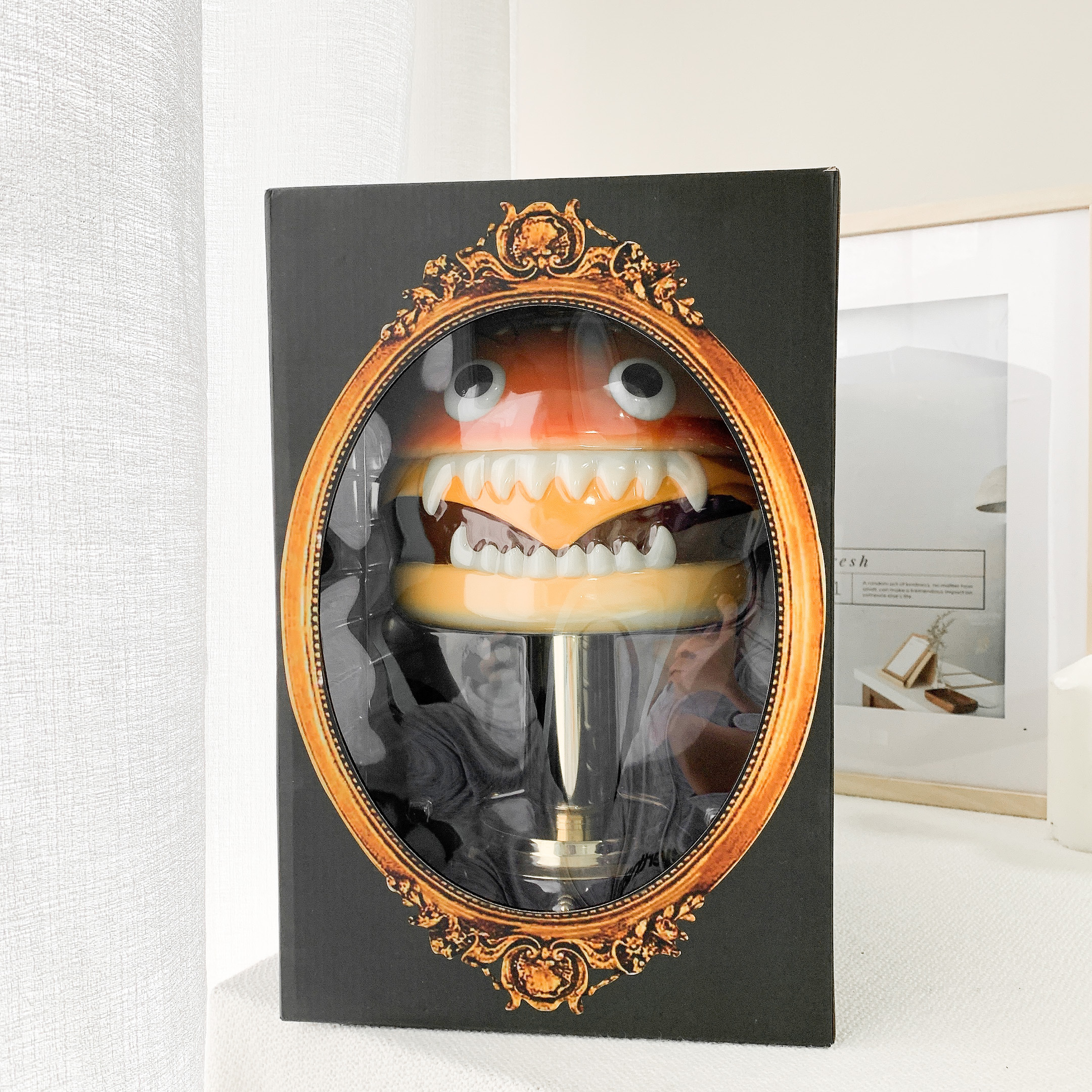 UNDERCOVER x Medicom Toy HAMBURGER LAMP 漢堡燈原色