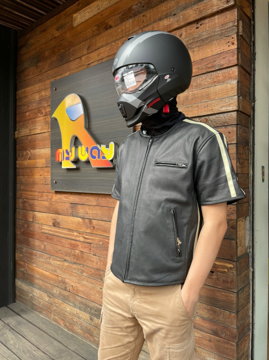 DEGNER 19SJ-8 BLACK 黑 皮衣