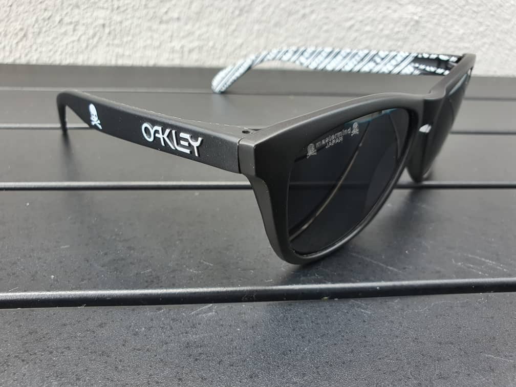 Oakley (MasterMind Edition)