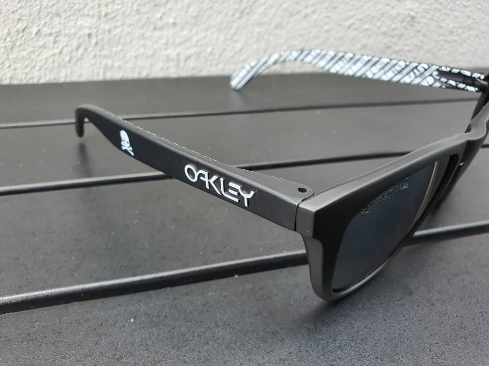 Oakley (MasterMind Edition)