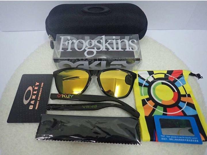 Oakley Frogskin