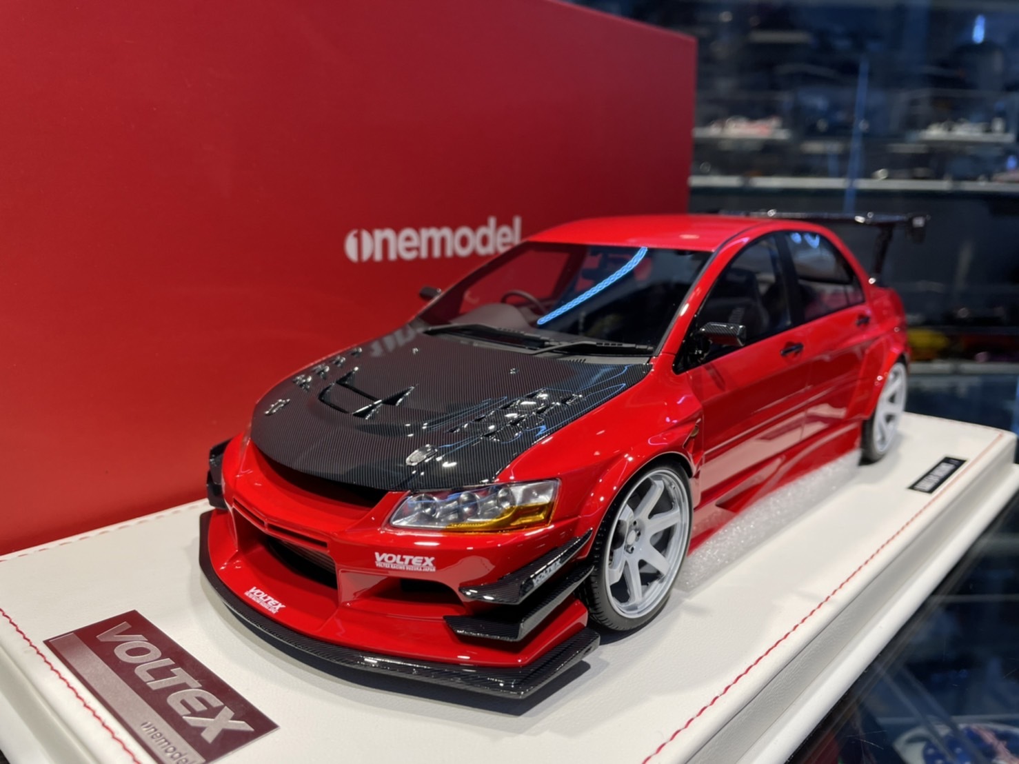 OneModel VOLTEX Lancer EVO IX Carbon vision Red 1/18