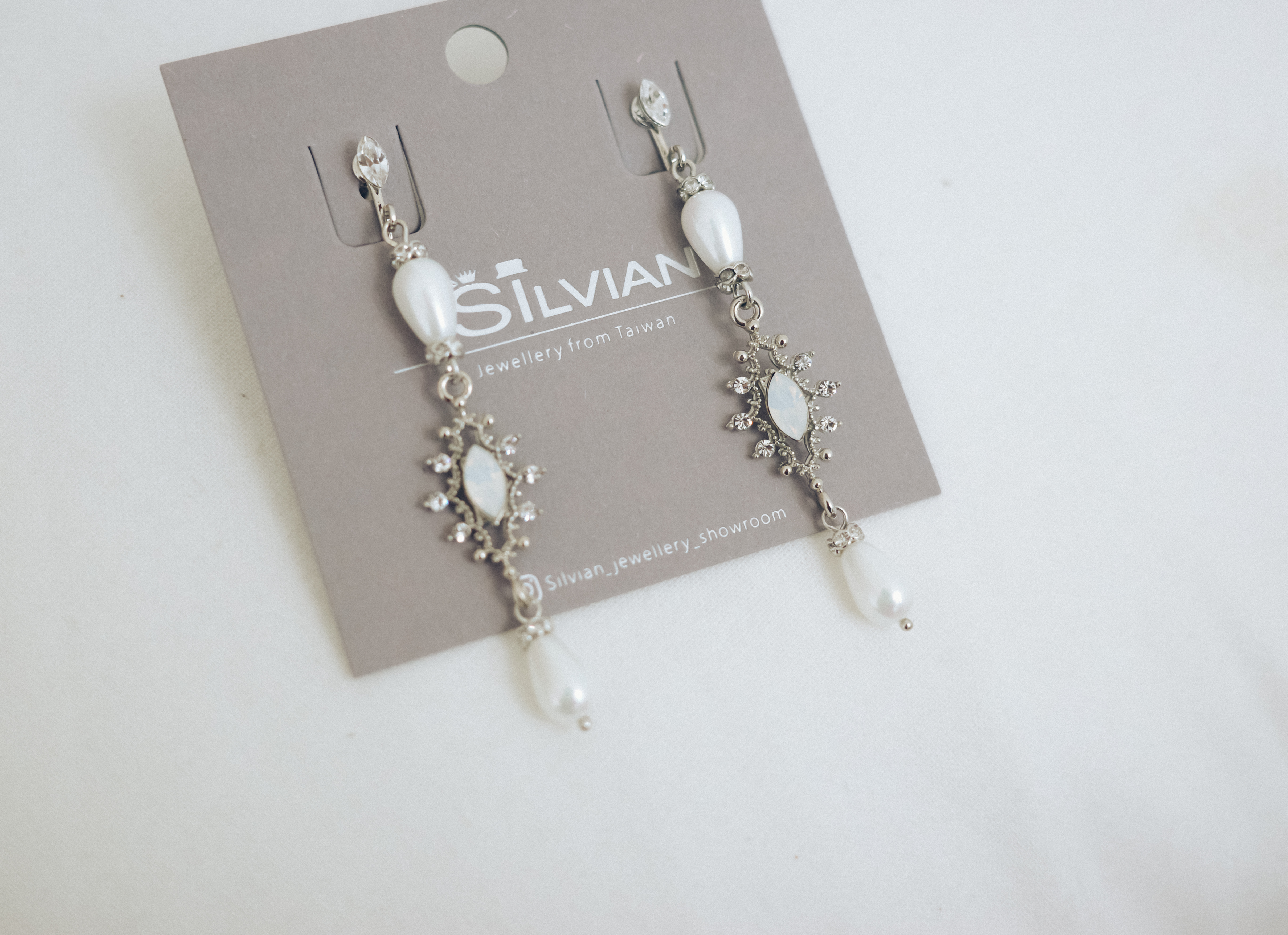 Earrings-555