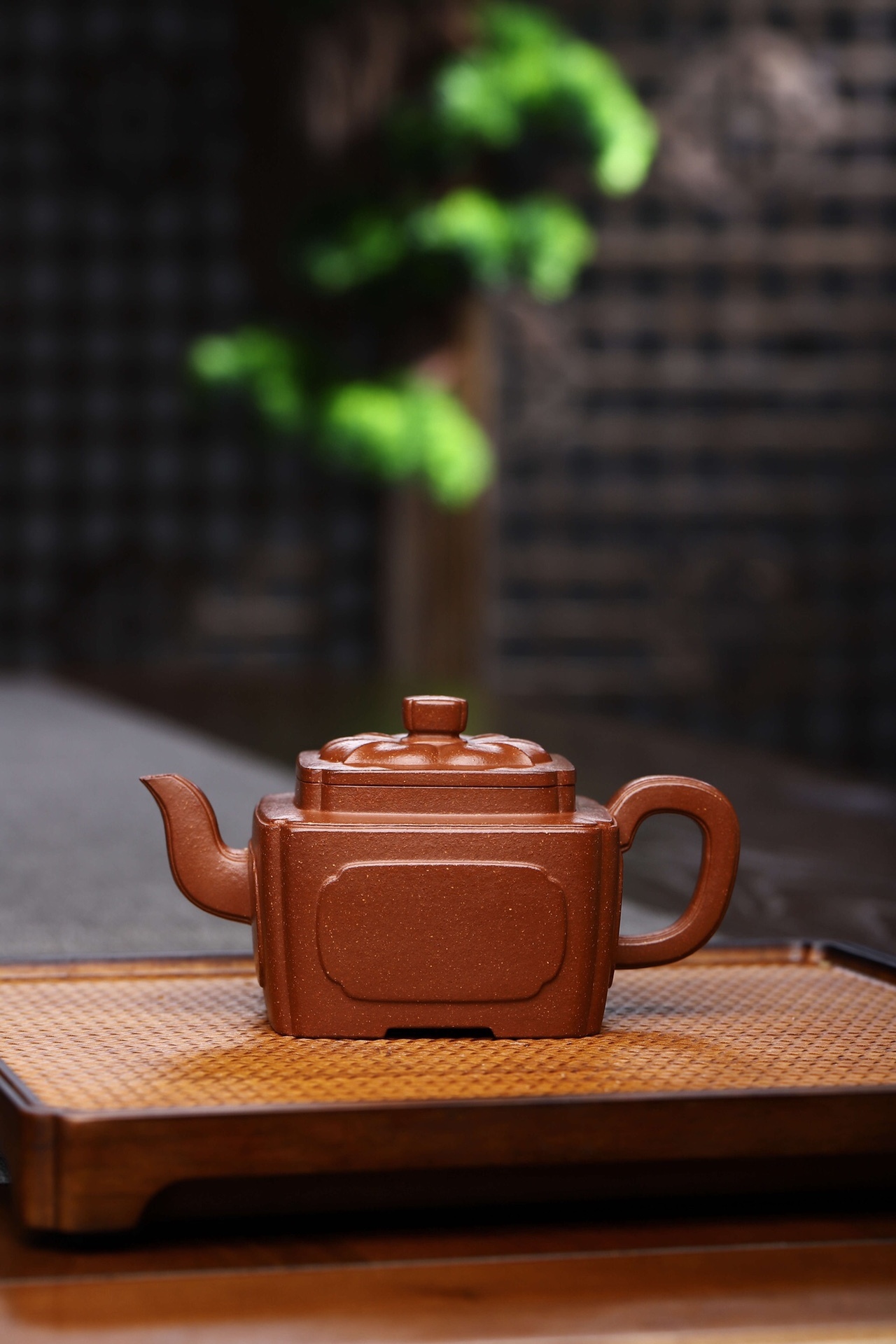 【錦葵壺】-- 全手工方器為主，造型挺括，工藝難工追求極致