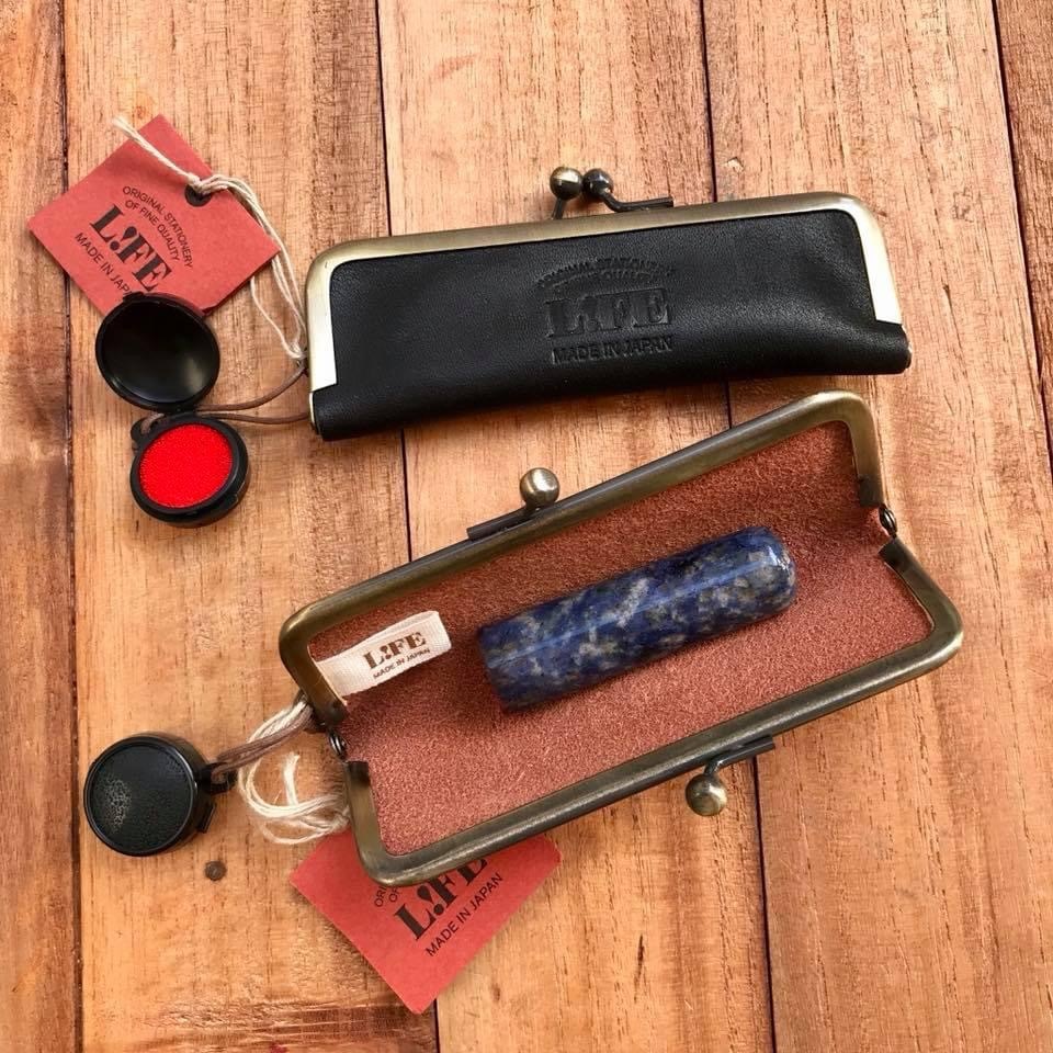 Life - Clasp frame genuine leather seal pack