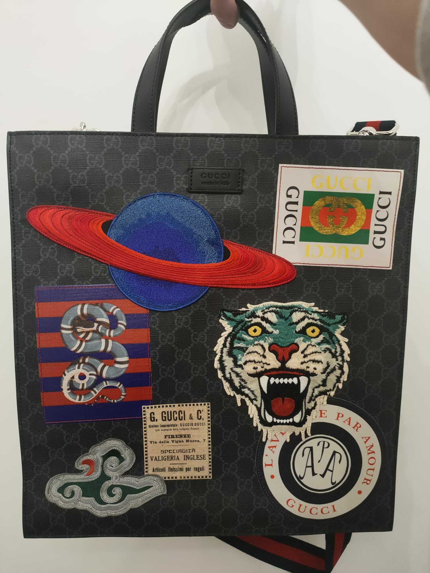 GUCCI TOTE BAG WITH TIGER LOGO AND STRAP AND ZIPPER