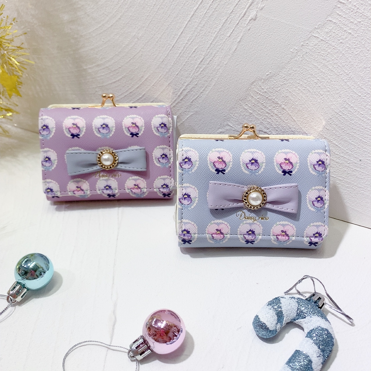 Daisy Rico日本紫羅蘭短銀包