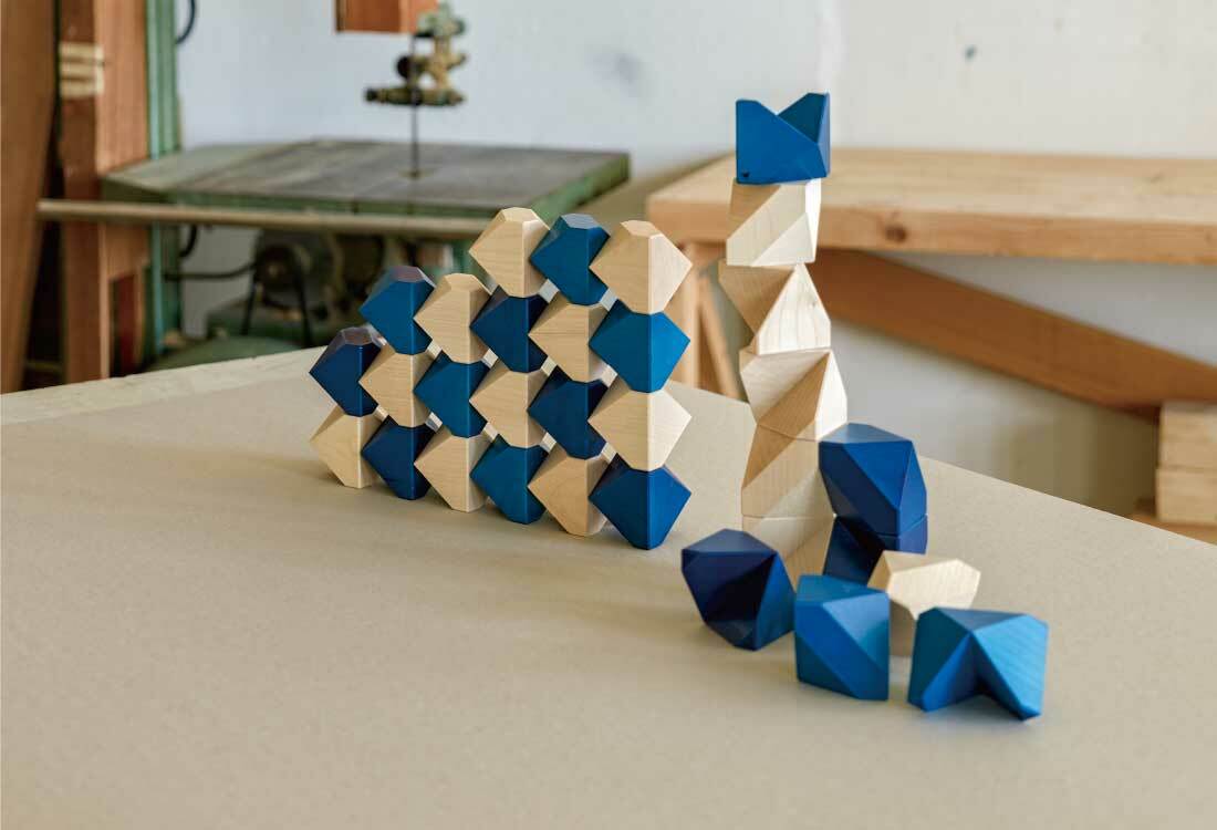 naef-tawa-natural-and-blue