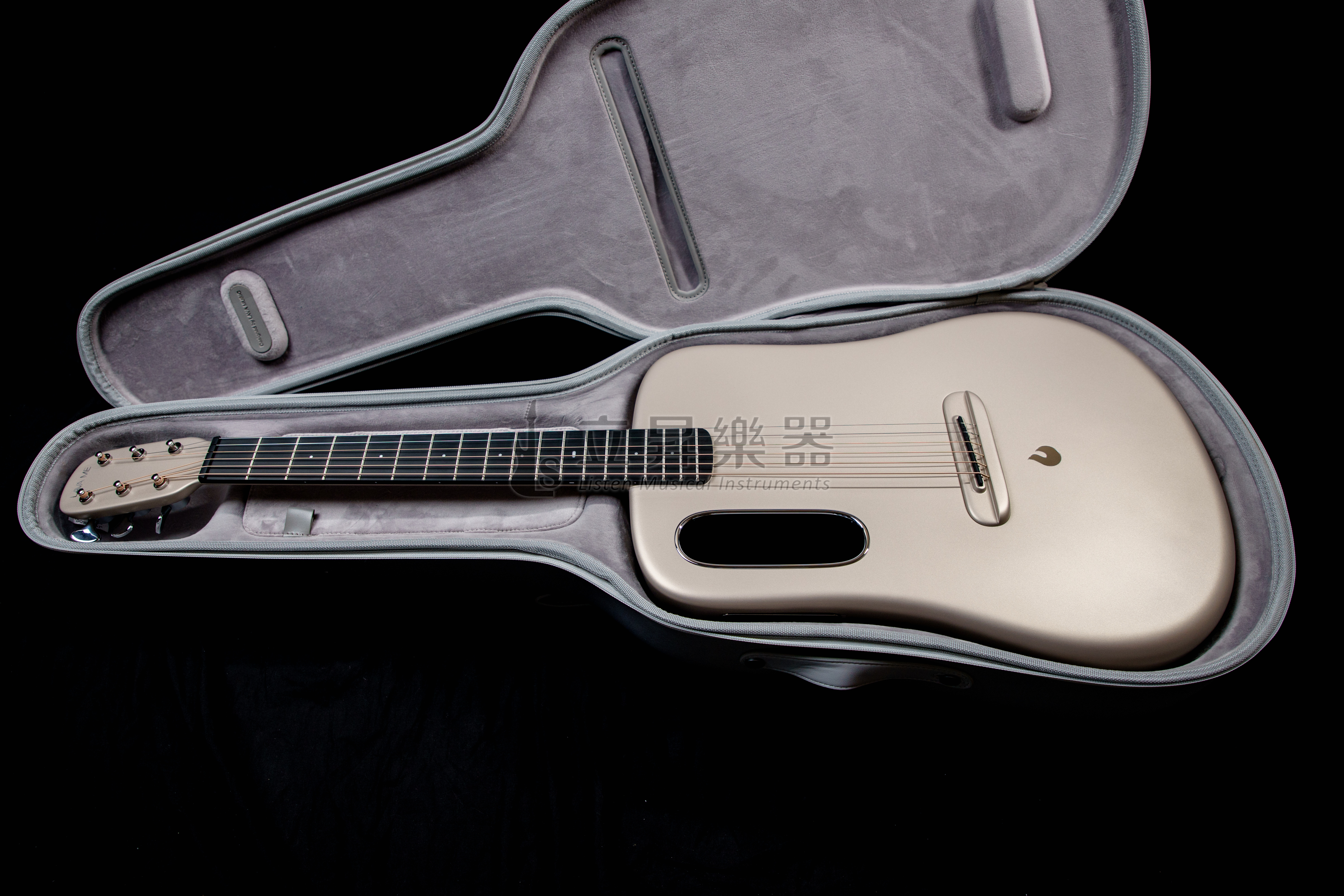 Lava Me 3 碳纖維智能吉他38吋附輕量化太空琴盒（多色可選可加購充電座