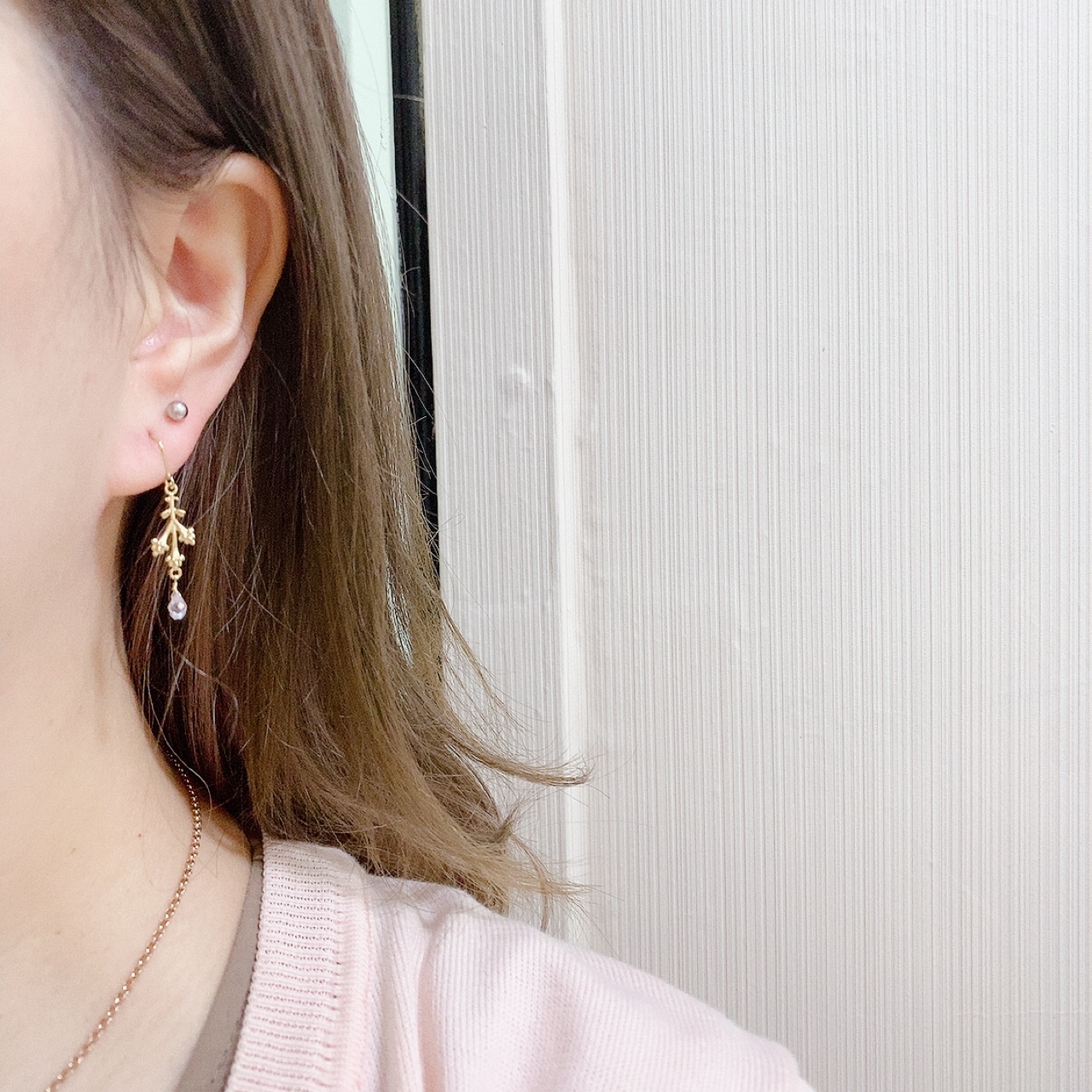 Farbe 雛菊晶石耳環