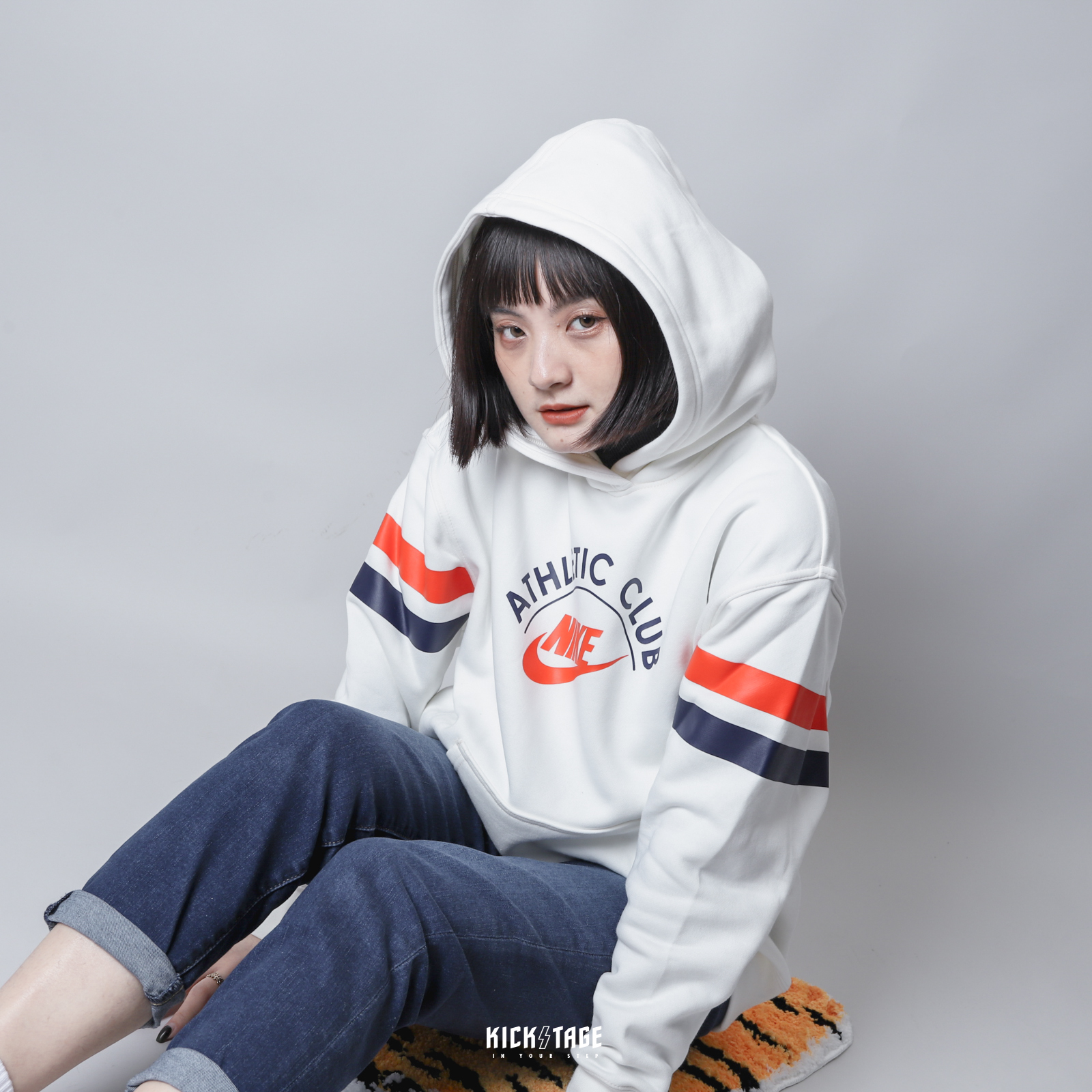 *特價商品售出不退換*女款 NIKE ATHLETIC CLUB HOODIE 白色 美式俱樂部 橫紋 內刷毛 帽T【DQ9147-133】