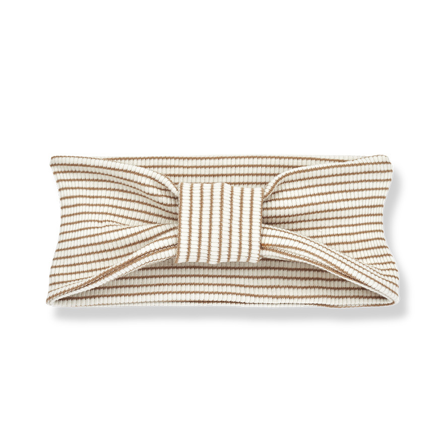 1+ IN THE FAMILY - Ruth（Biscuit）