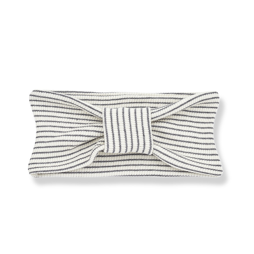 1+ IN THE FAMILY - Ruth（Graphite）