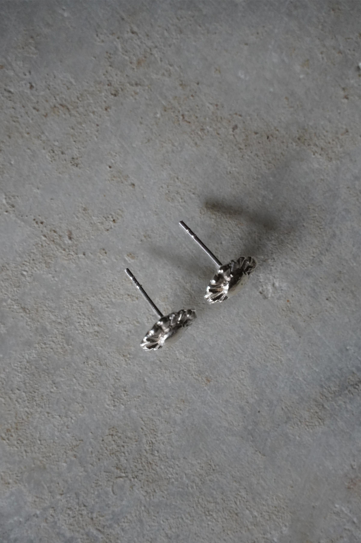 Rosemary 小花耳環