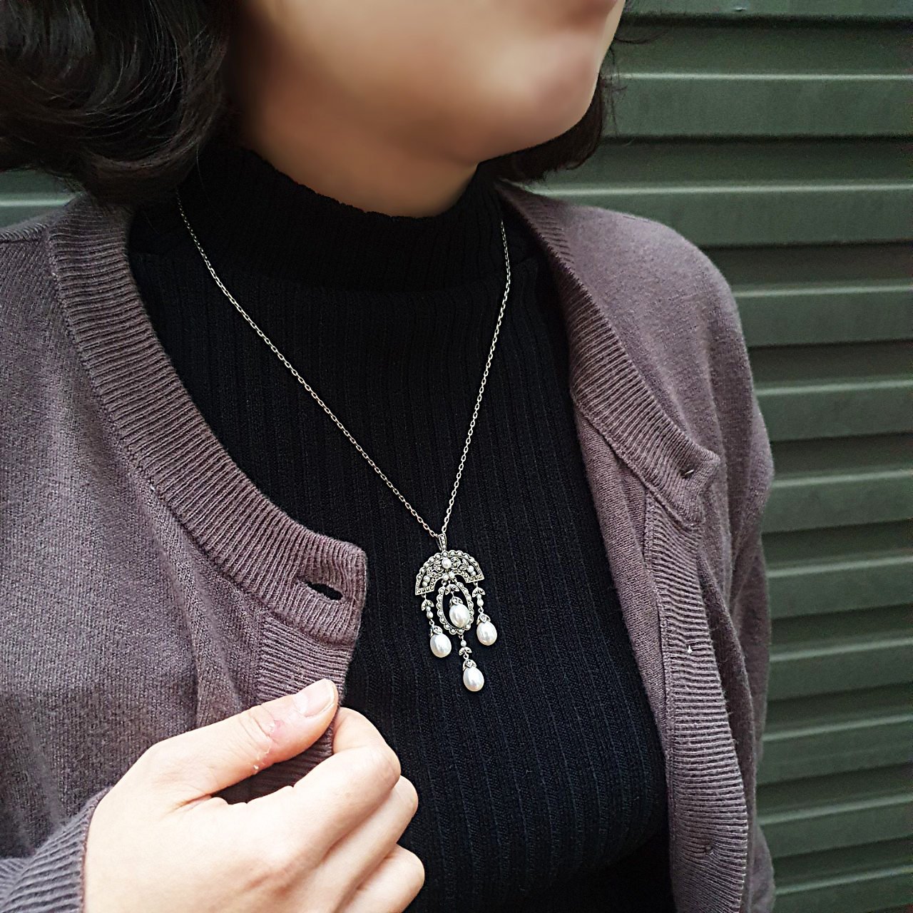 優雅雕花垂墜珍珠墜子OP1193