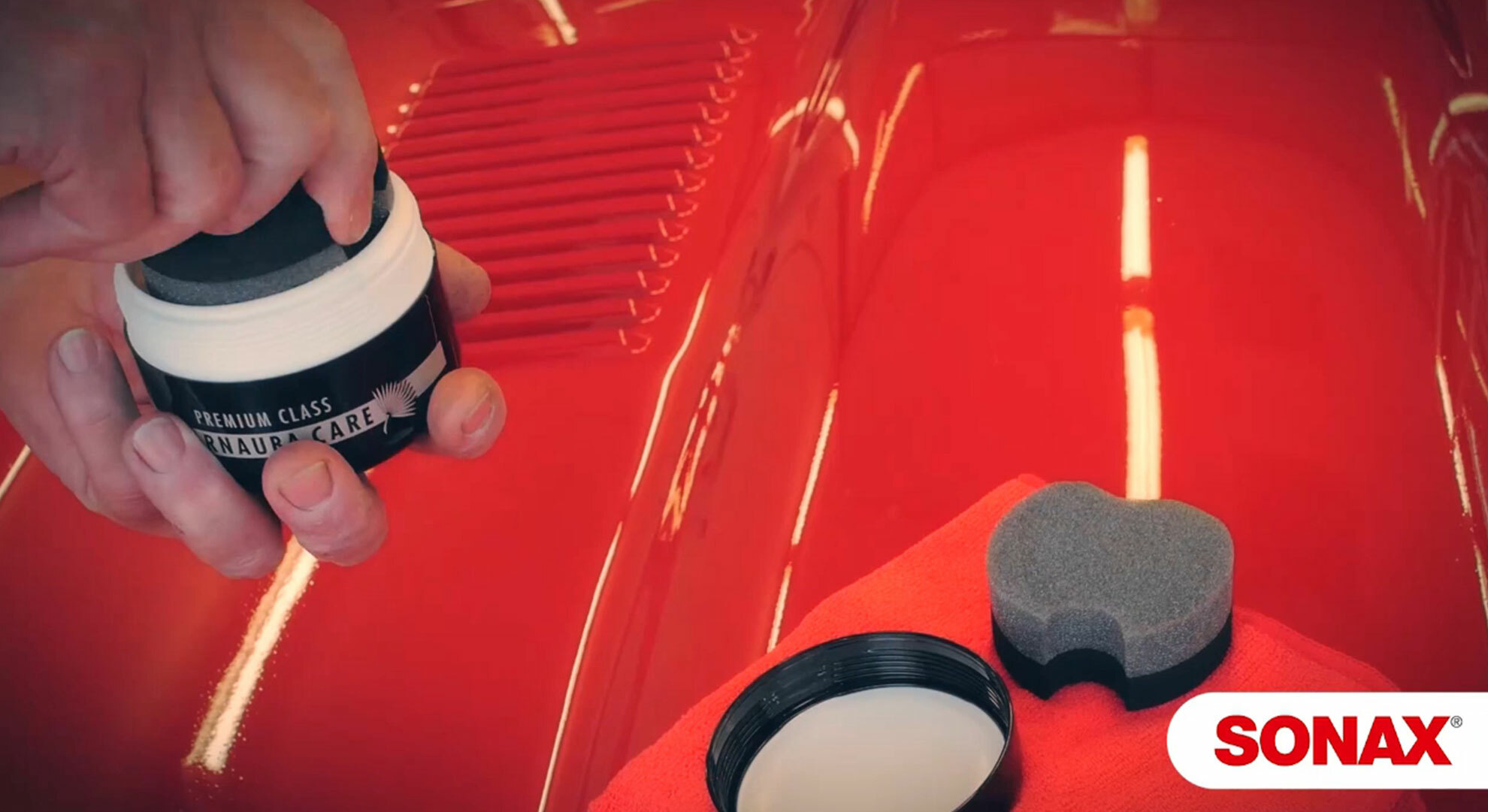 使用SONAX棕櫚蠟保養車子