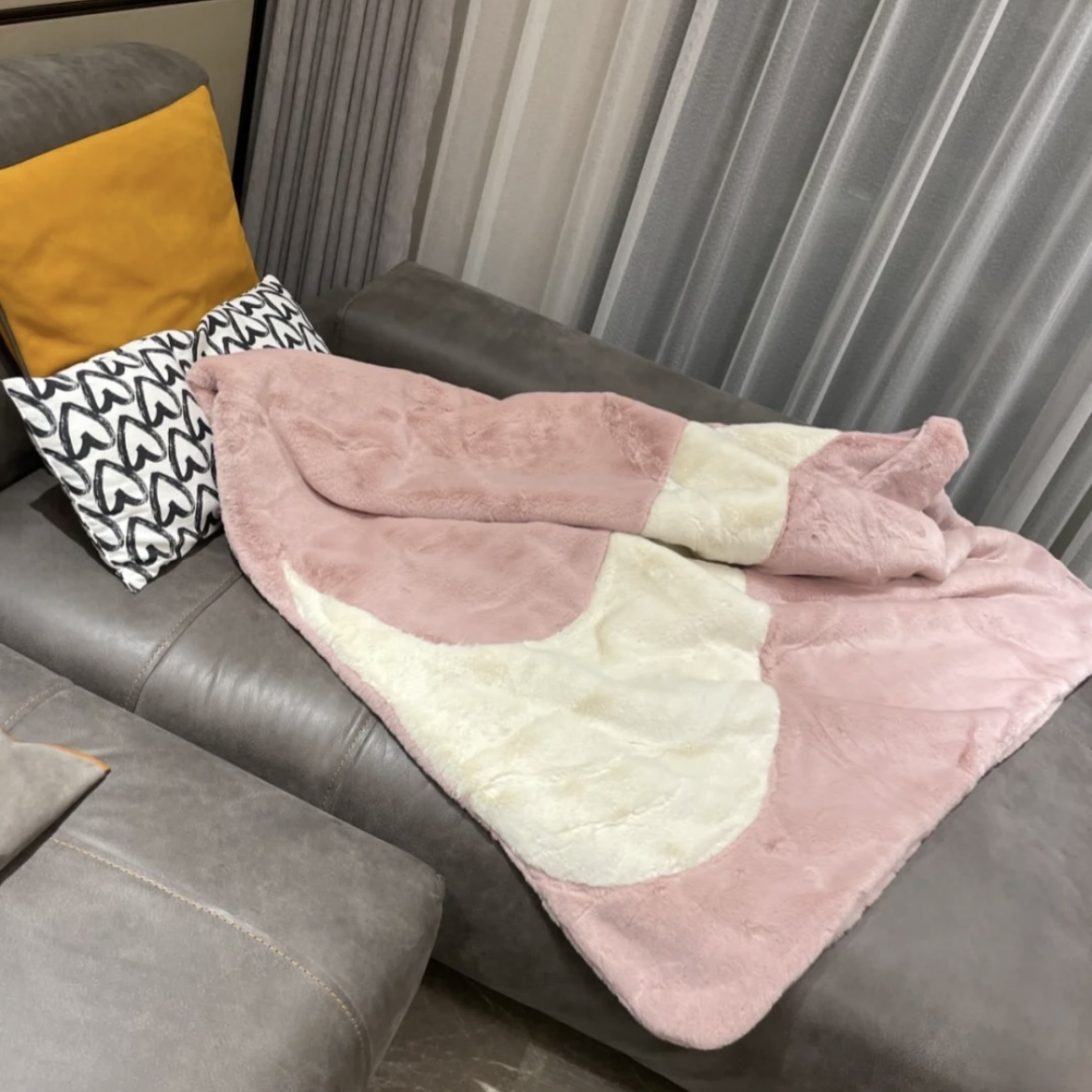 特價現貨┃Nike Swoosh Logo 粉紅色 保暖 毛毯 毯子 DO3793-601