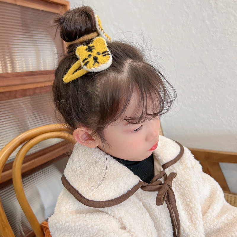 SK9241   羊毛氈老虎頭夾