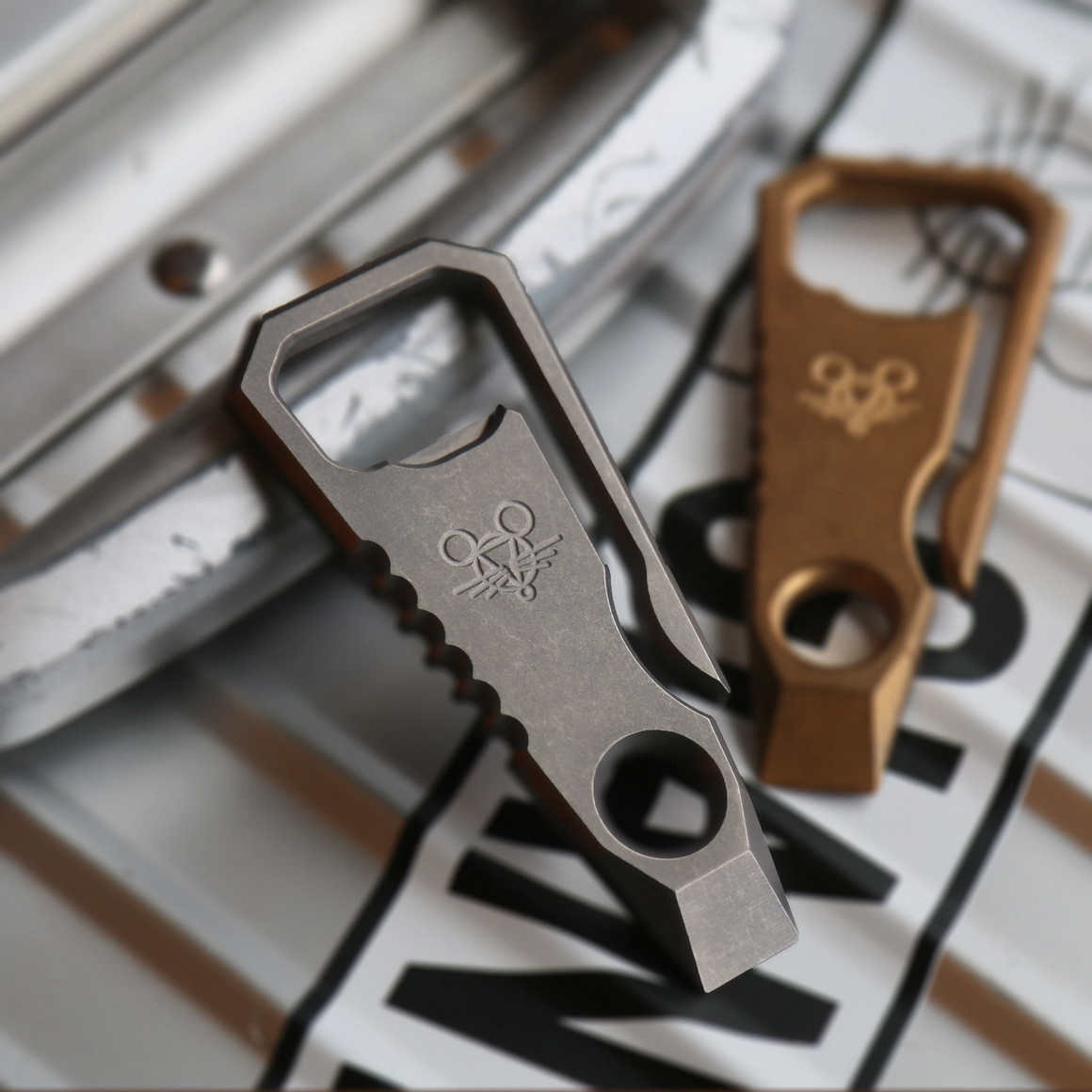 GiantMouse Knives CAPLIFTER / 翹棒-鈦合金