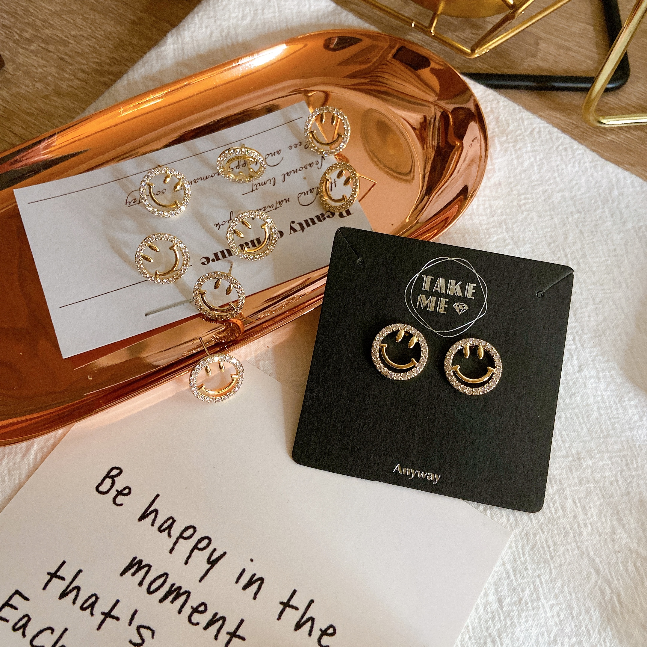 Smile to you │ 純銀針耳環