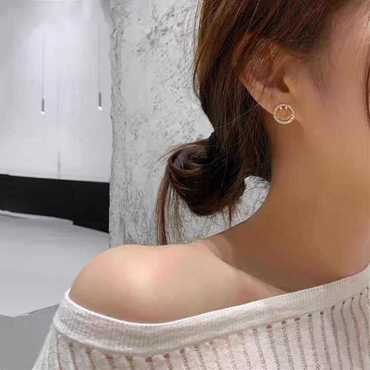 Smile to you │ 純銀針耳環