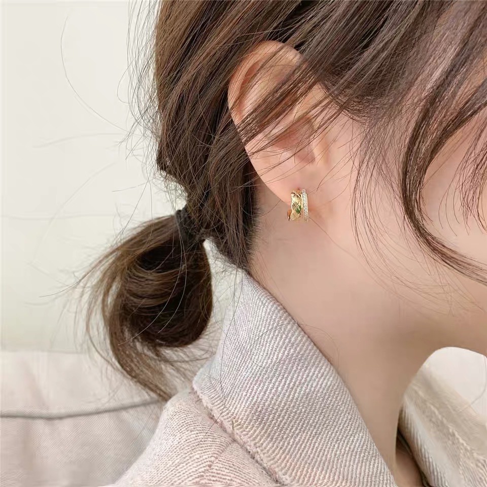 溫柔菱格 │ 純銀針耳環