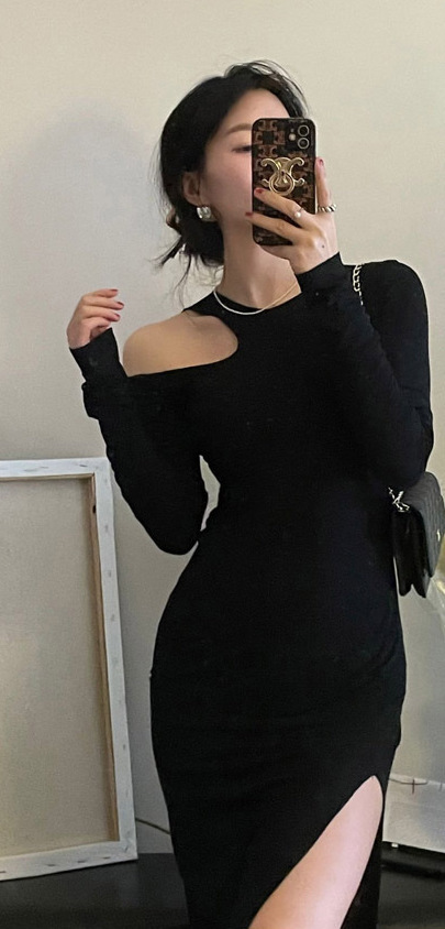 不對稱露肩 棉質彈性洋裝