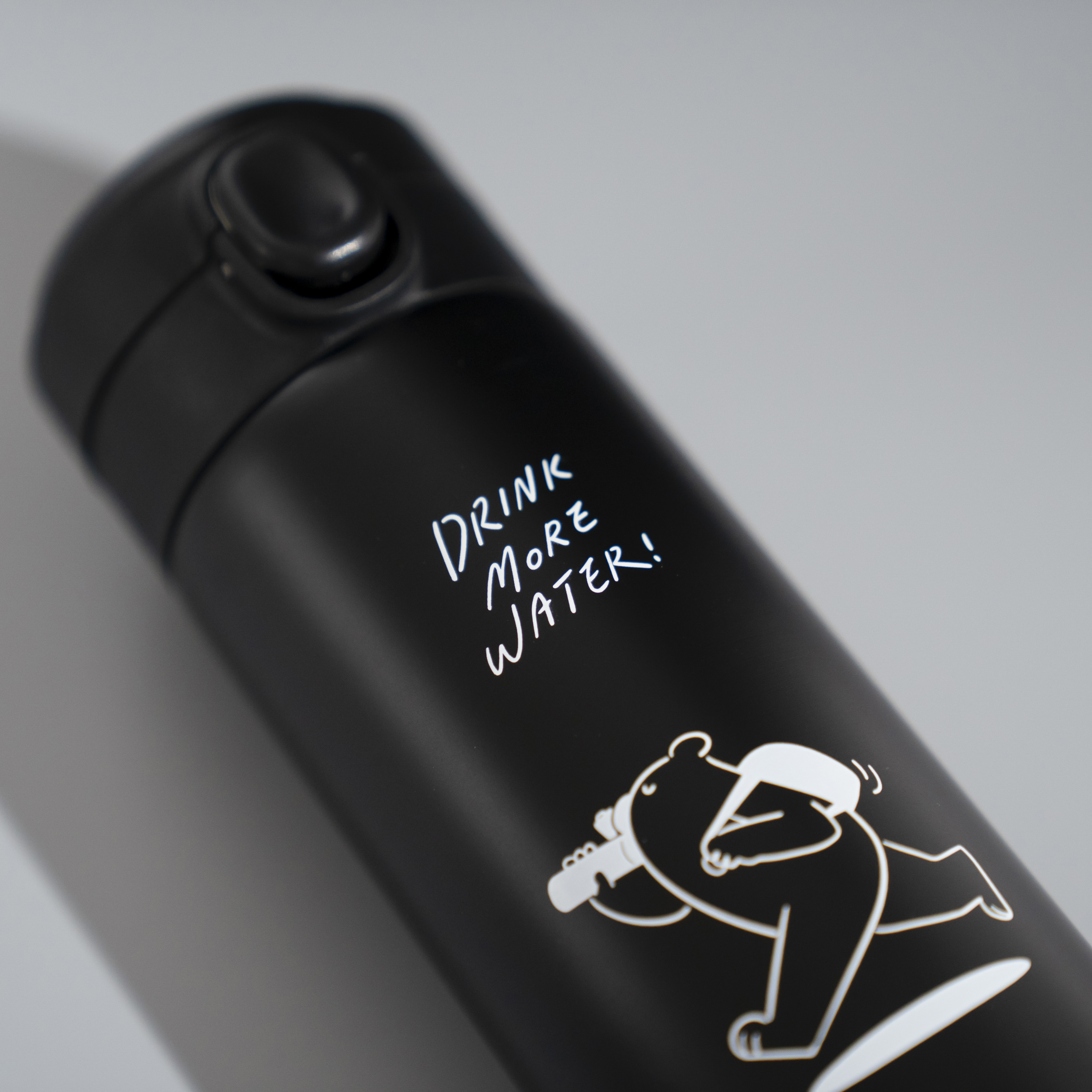 【害羞的黑田桑x慢慢挑-彈蓋聯名保溫杯】超輕量450ML|A.多喝水款