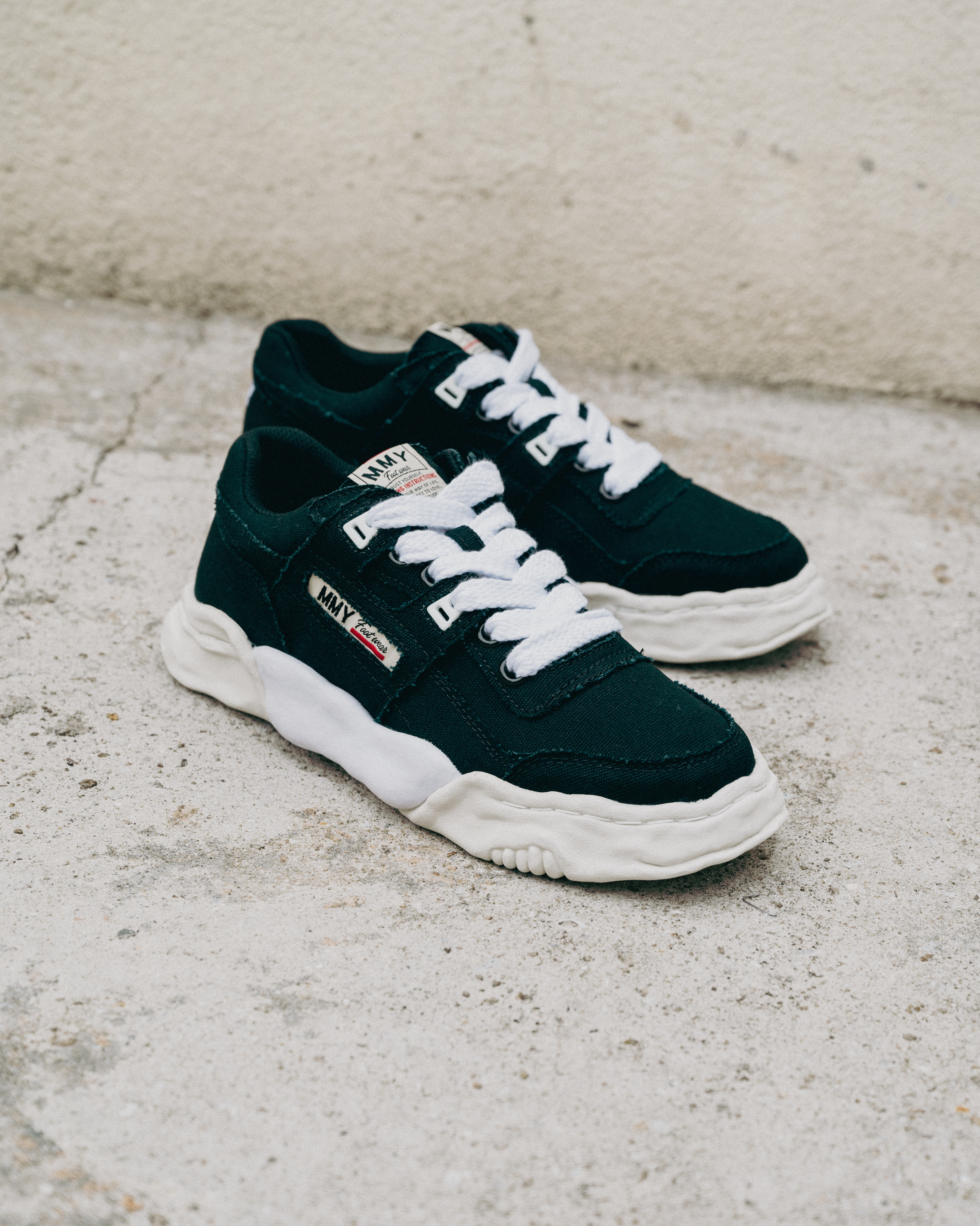 [現貨] MIHARA PARKER OG Sole Canvas Sneaker Black