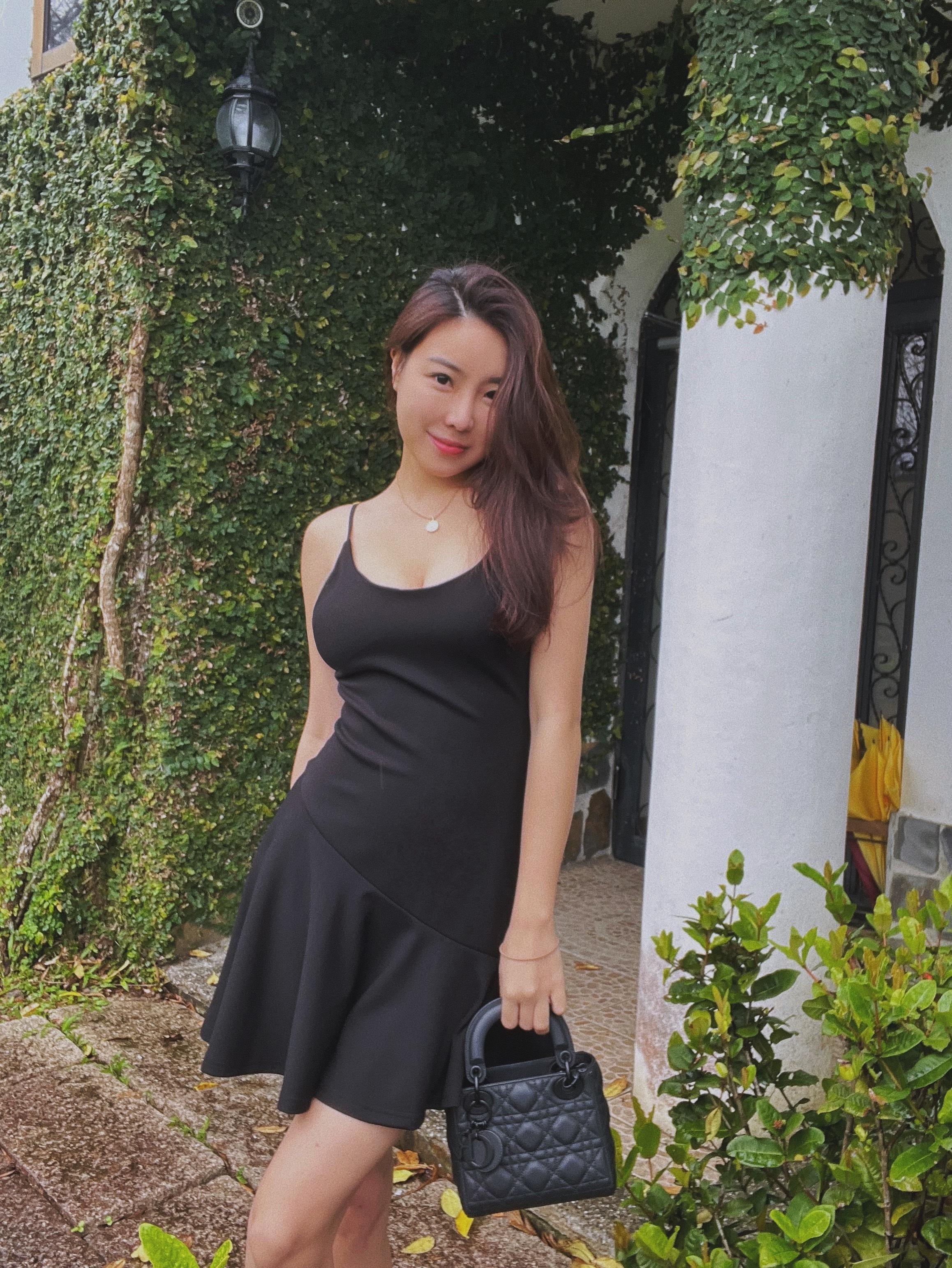 Camel 駝色控！ 細肩帶不規則小短裙洋裝