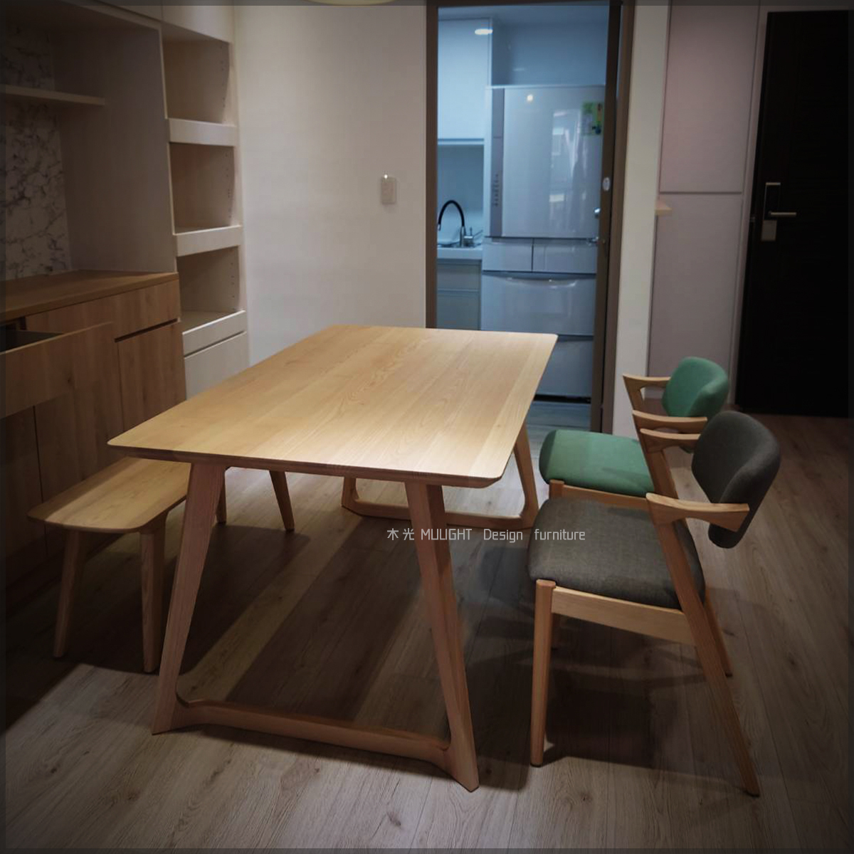 Betty北歐刷白梣木實木餐桌