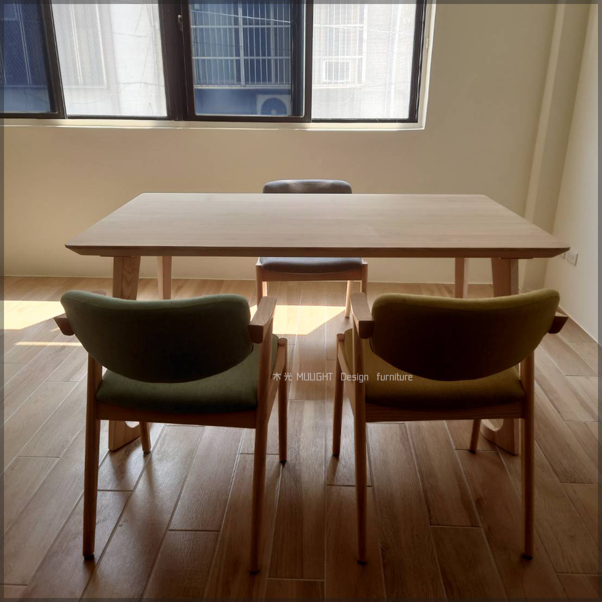 Betty北歐刷白梣木實木餐桌