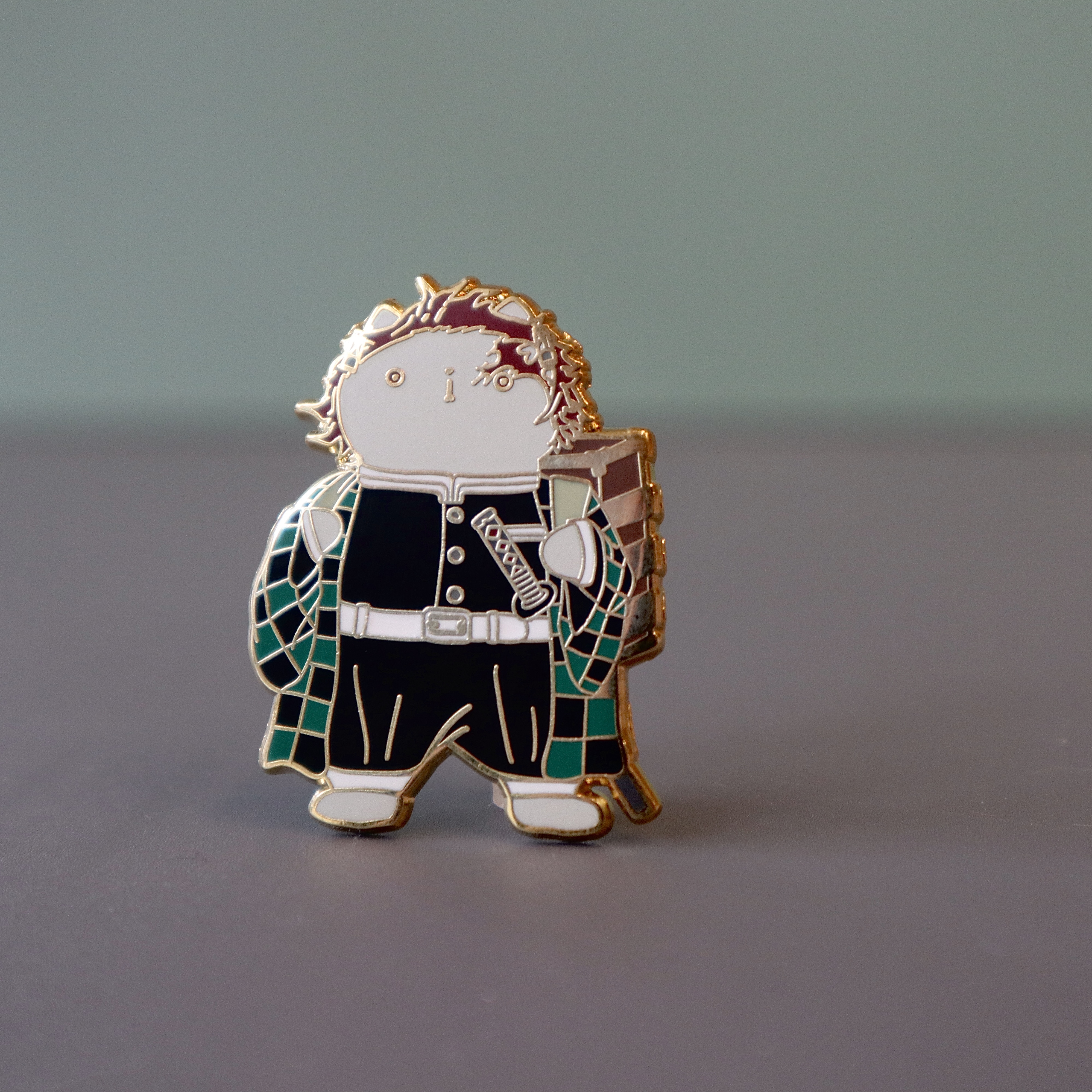Kamado Tanjiro (Kimtesu no Yaiba) Cat Enamel Pin