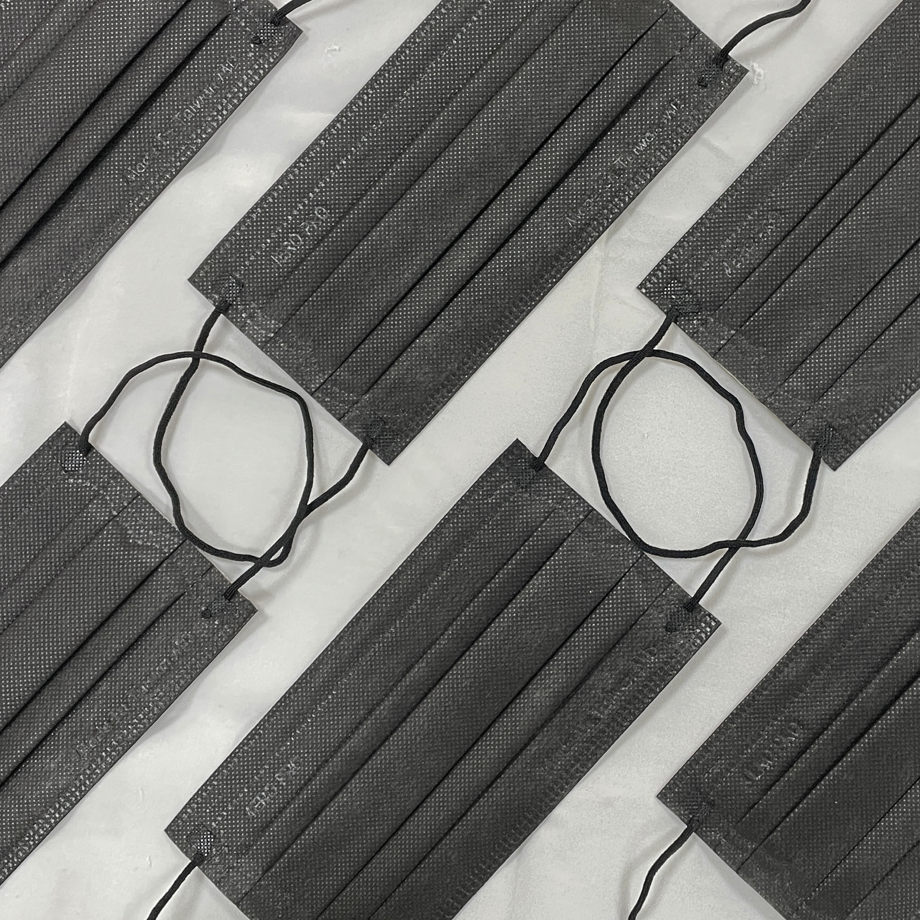 AERO PRO 活性碳系列 - 黑色平面醫用活性碳口罩 (大包裝; 50片/盒)