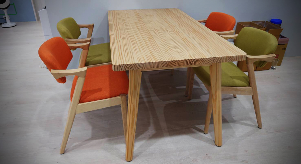 Finn北歐全實木餐桌(可訂製)