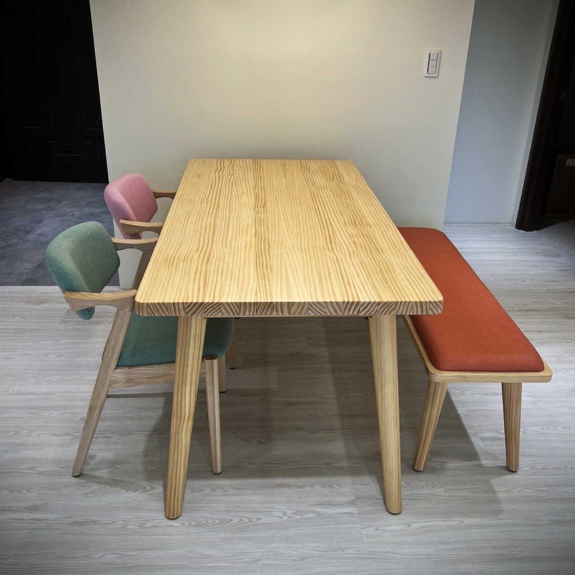 Finn北歐全實木餐桌(可訂製)