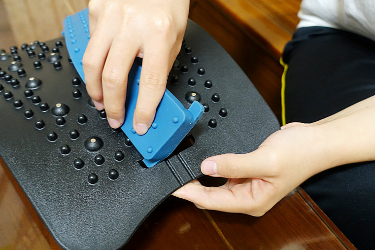 耶加推薦倍麗森瑜珈墊+專利拉背器，下班15分鐘徹底放鬆