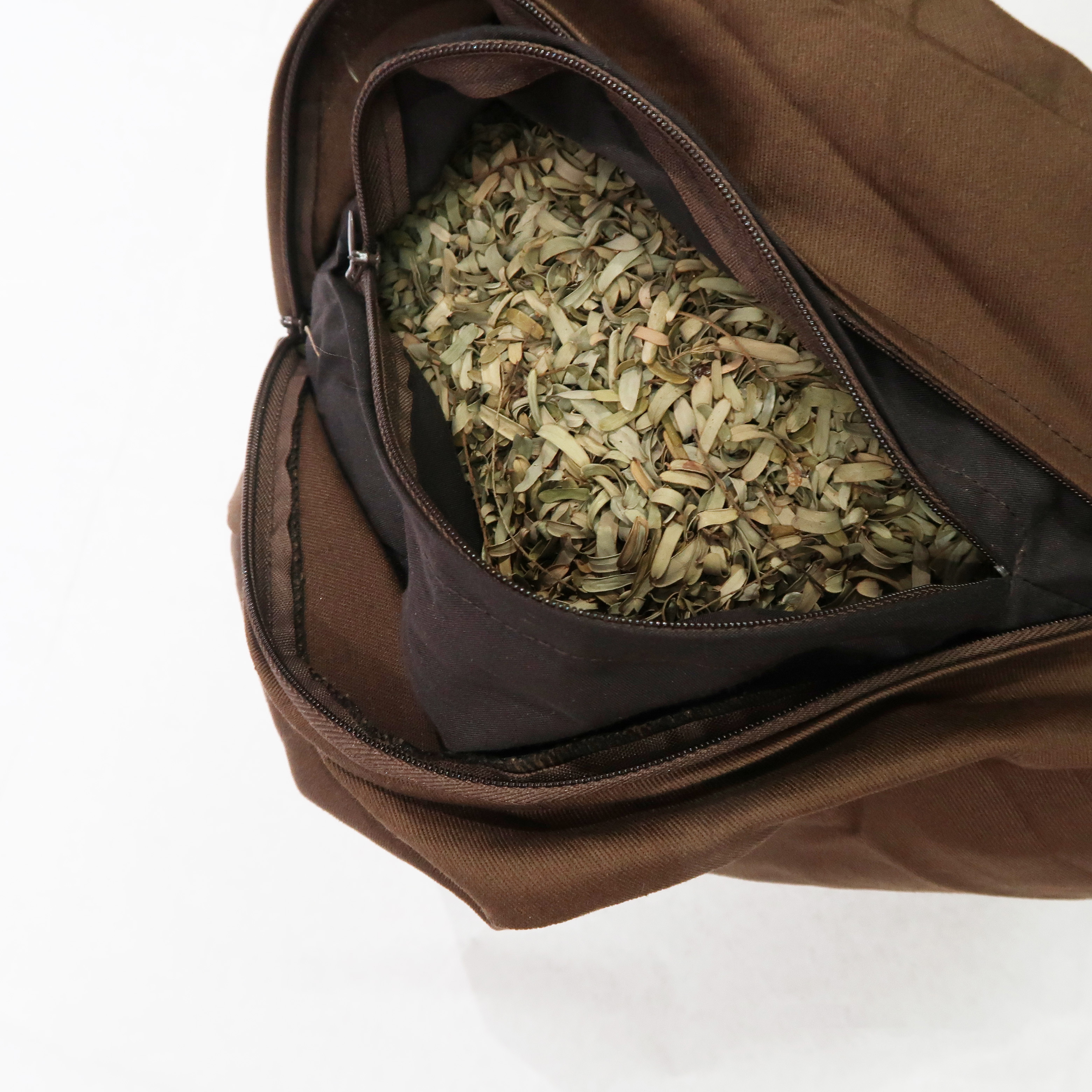 梅村 - 油柑葉禪坐蒲團