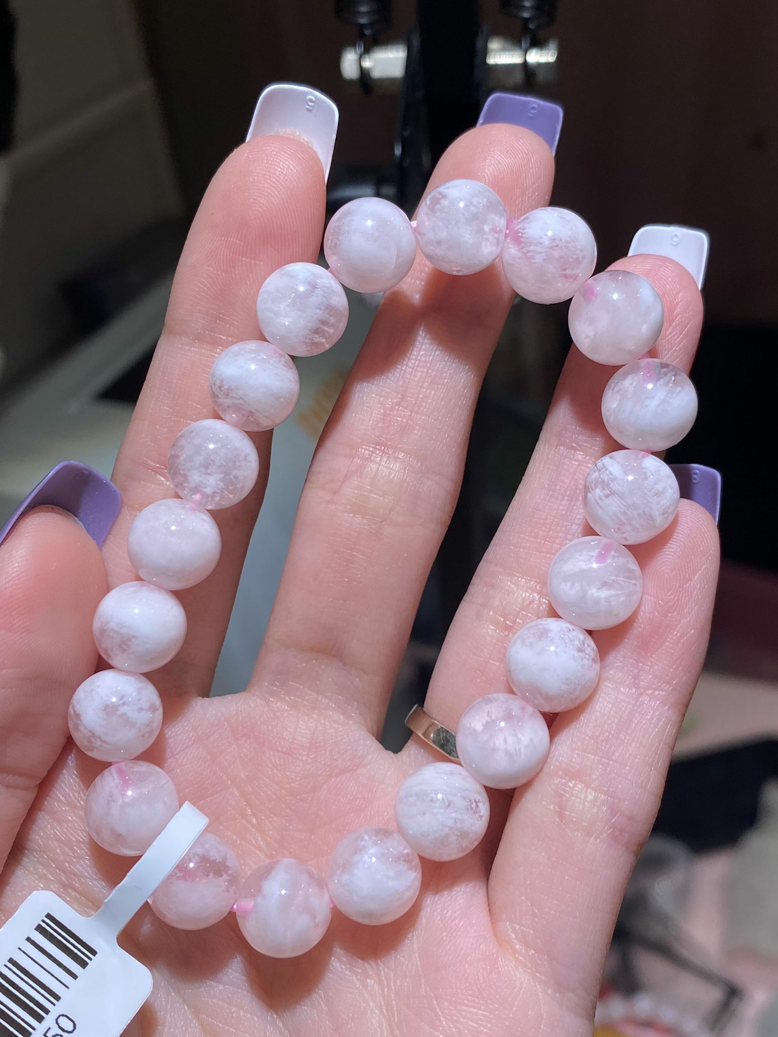 粉雪花幽靈(多雲母絲)