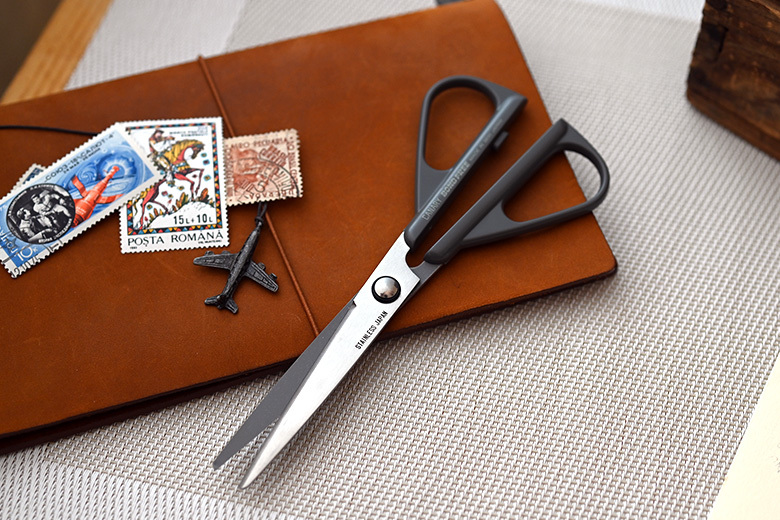 CANARY BOND-FREE 長谷川不沾黏剪刀