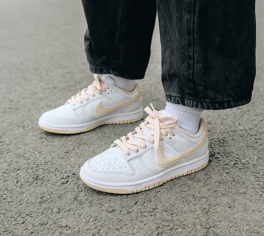 dunk low pearl stockx