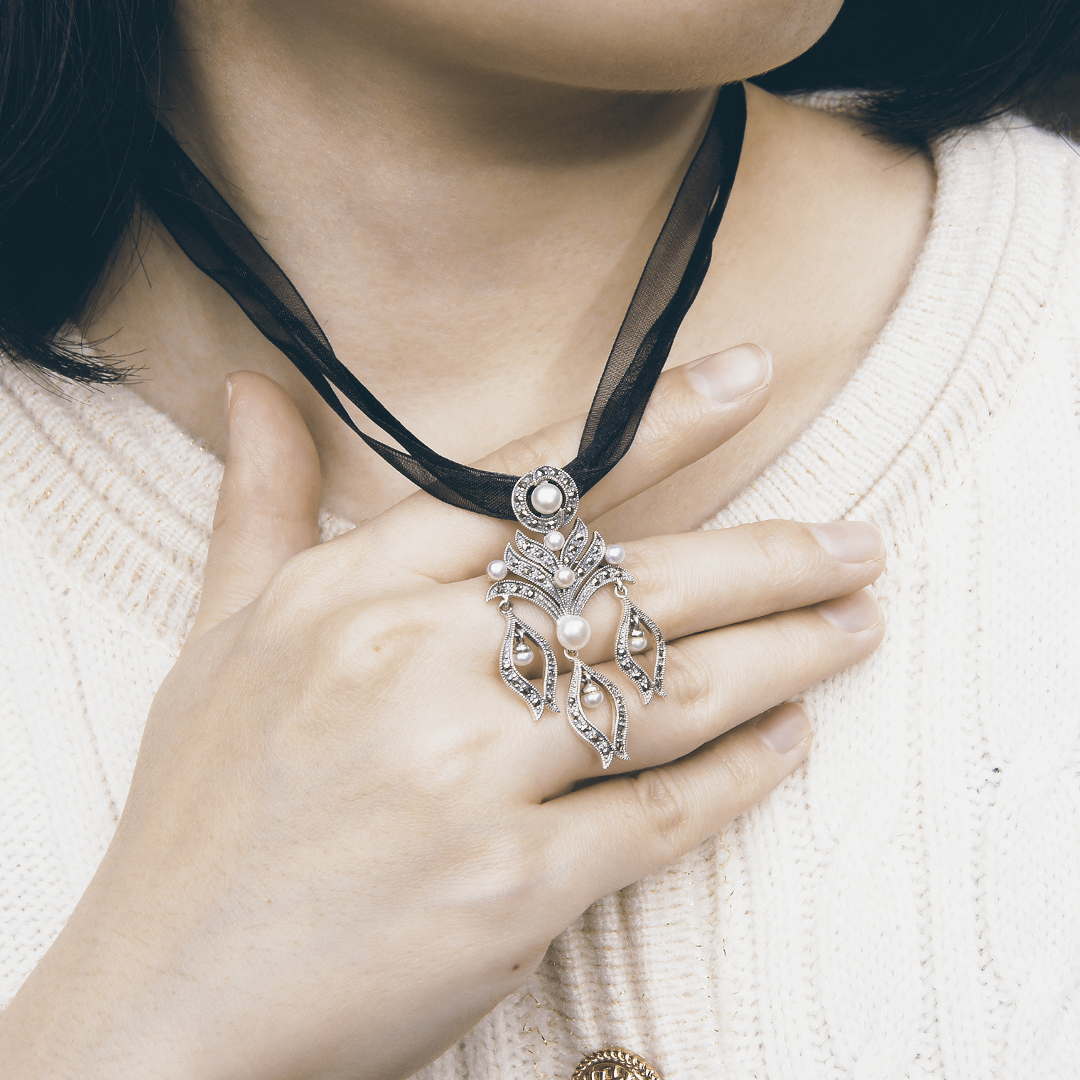 典雅線條珍珠墜子