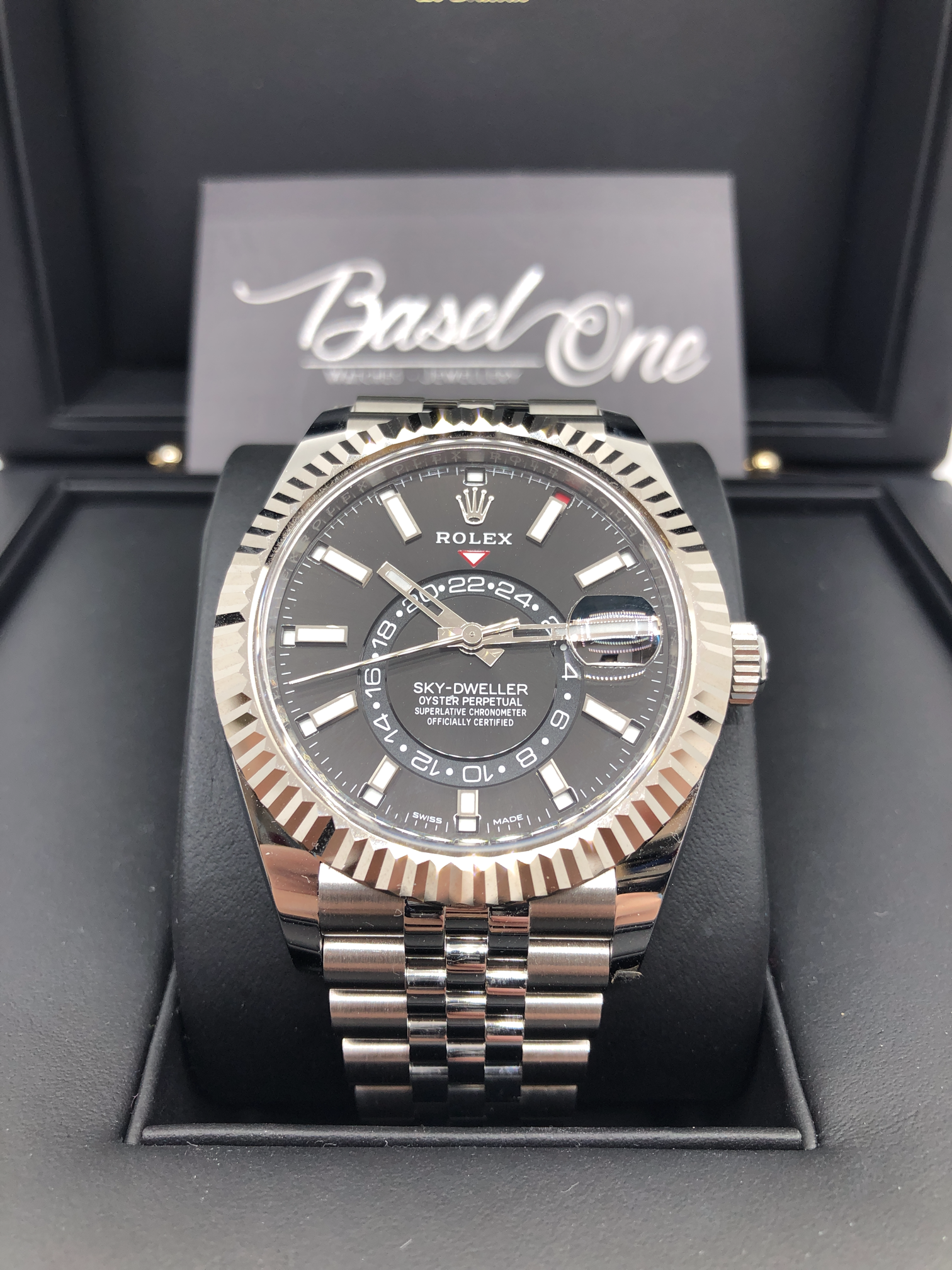 DISCONTINUED BRAND NEW ROLEX 326934 SKY-DWELLER BLACK 42mm JUBILEE BRACELET 42mm