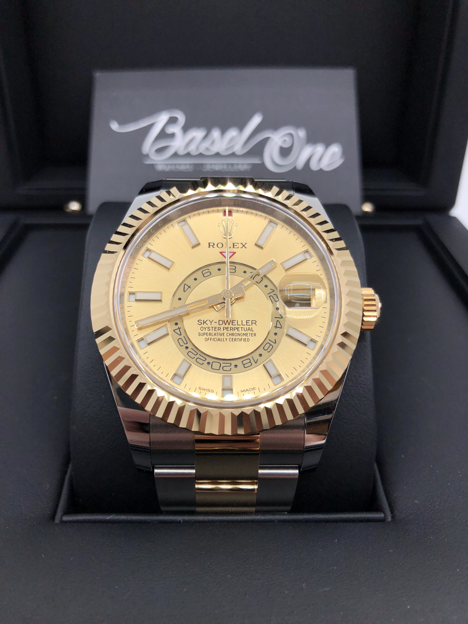 DISCONTINUED BRAND NEW ROLEX 326933 SKY-DWELLER CHAMP DIAL YELLOW GOLD OYSTERSTEEL 42 MM
